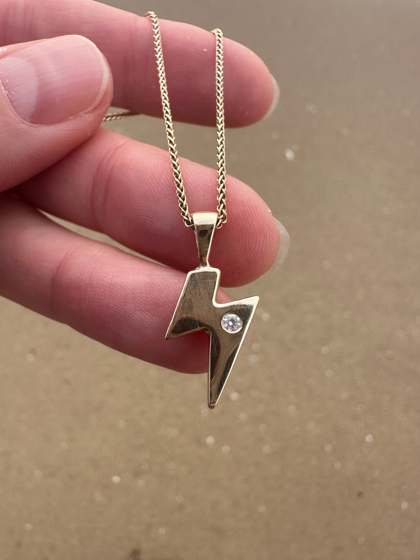Lightning Bolt Pendant 9ct Gold