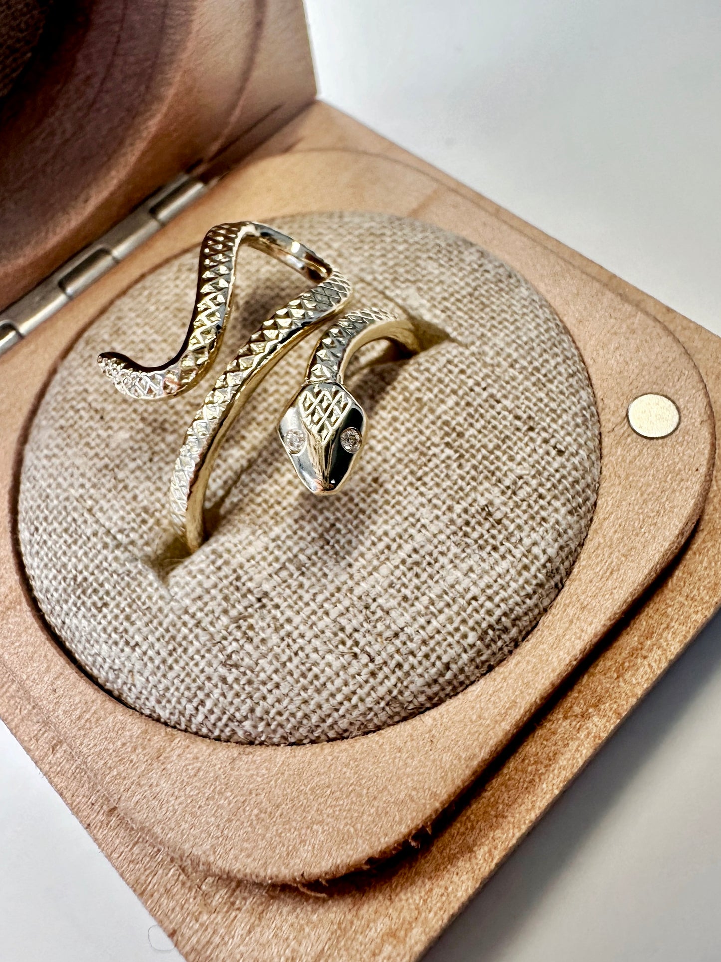 Serpent Snake 9ct Gold Ring