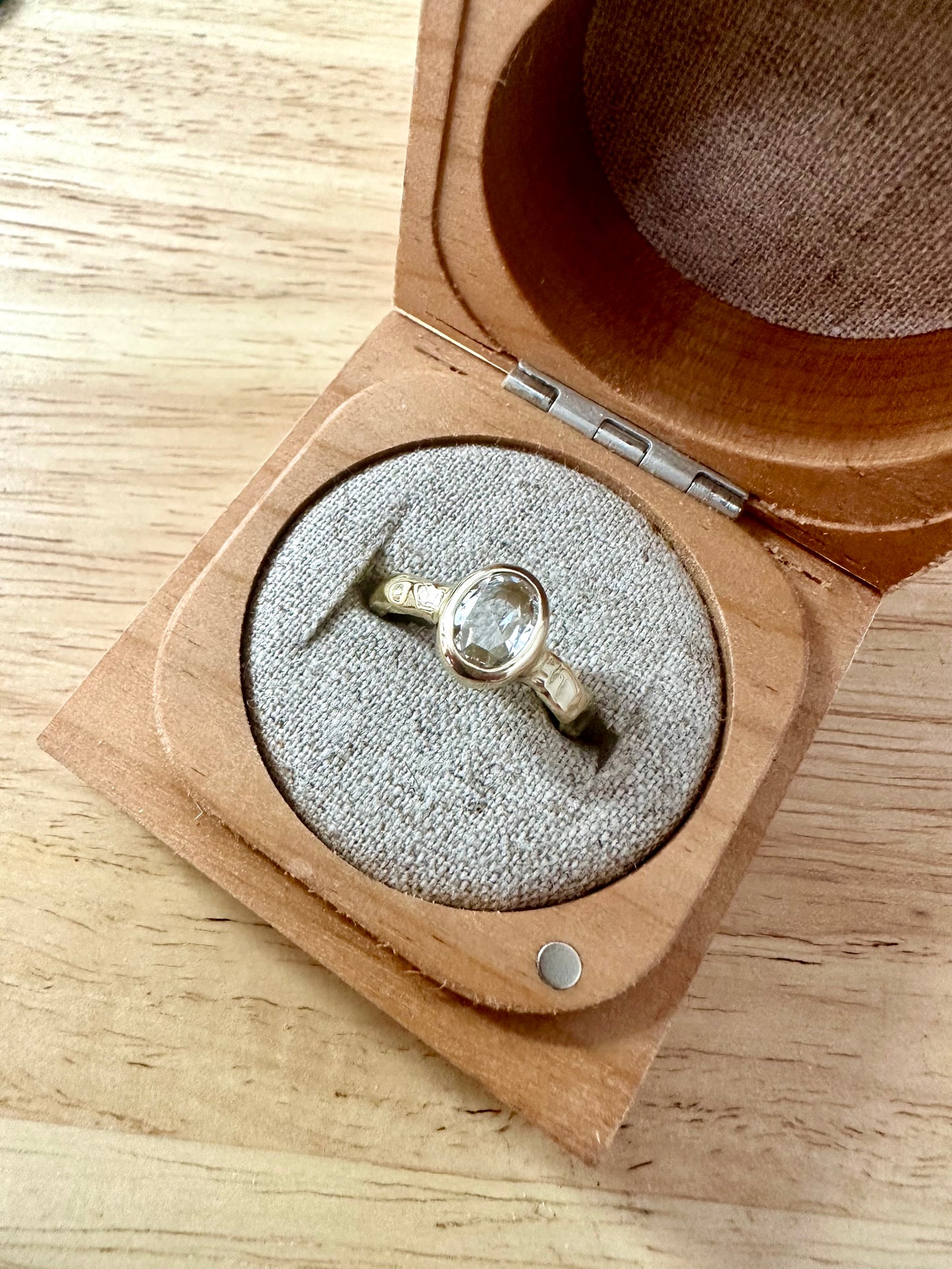 White Sapphire 9ct Gold Ring