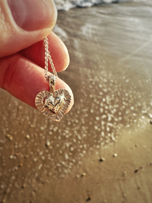 Radiant Heart 9ct Gold Pendant